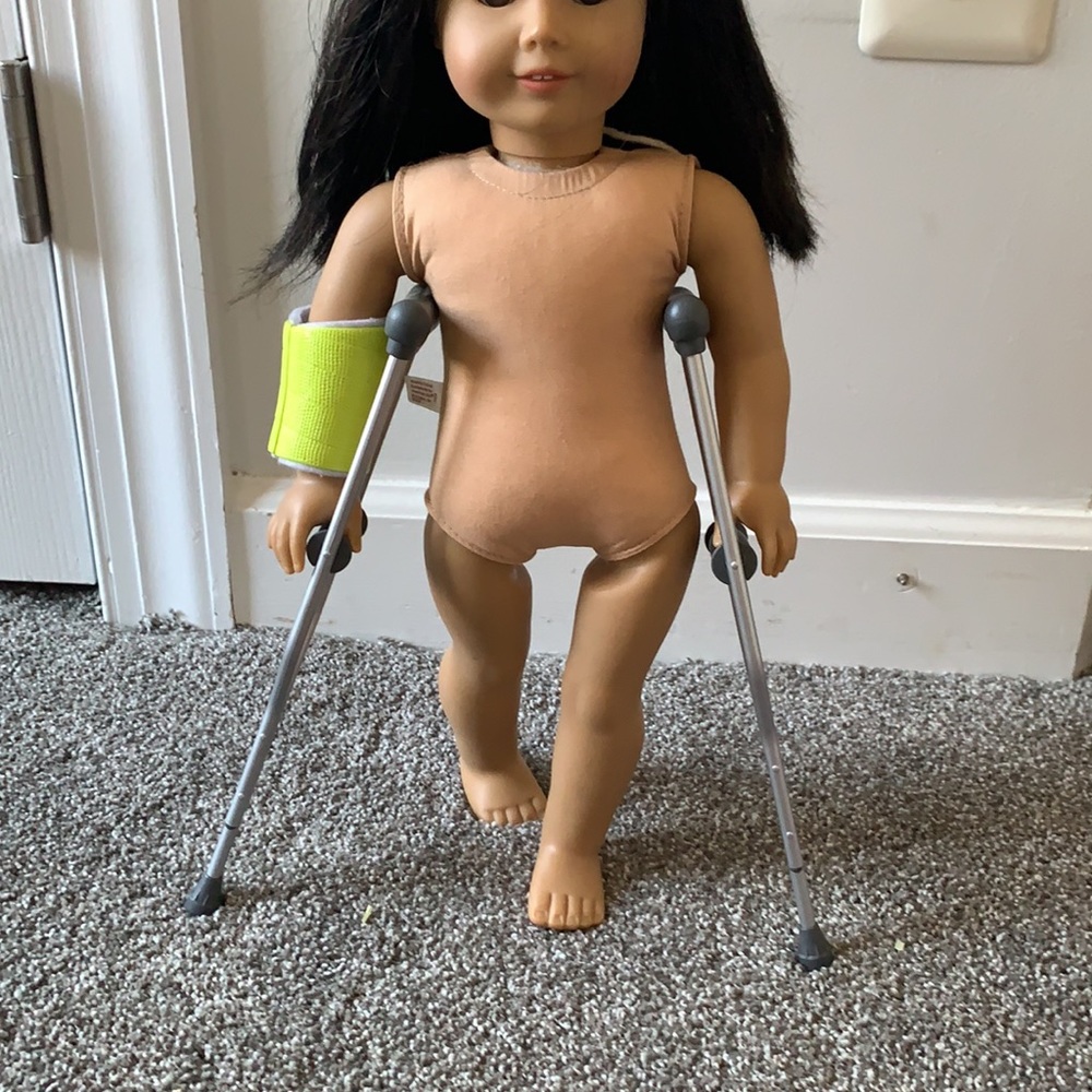 RARE American Girl Injury Kit - Picture 2 of 2